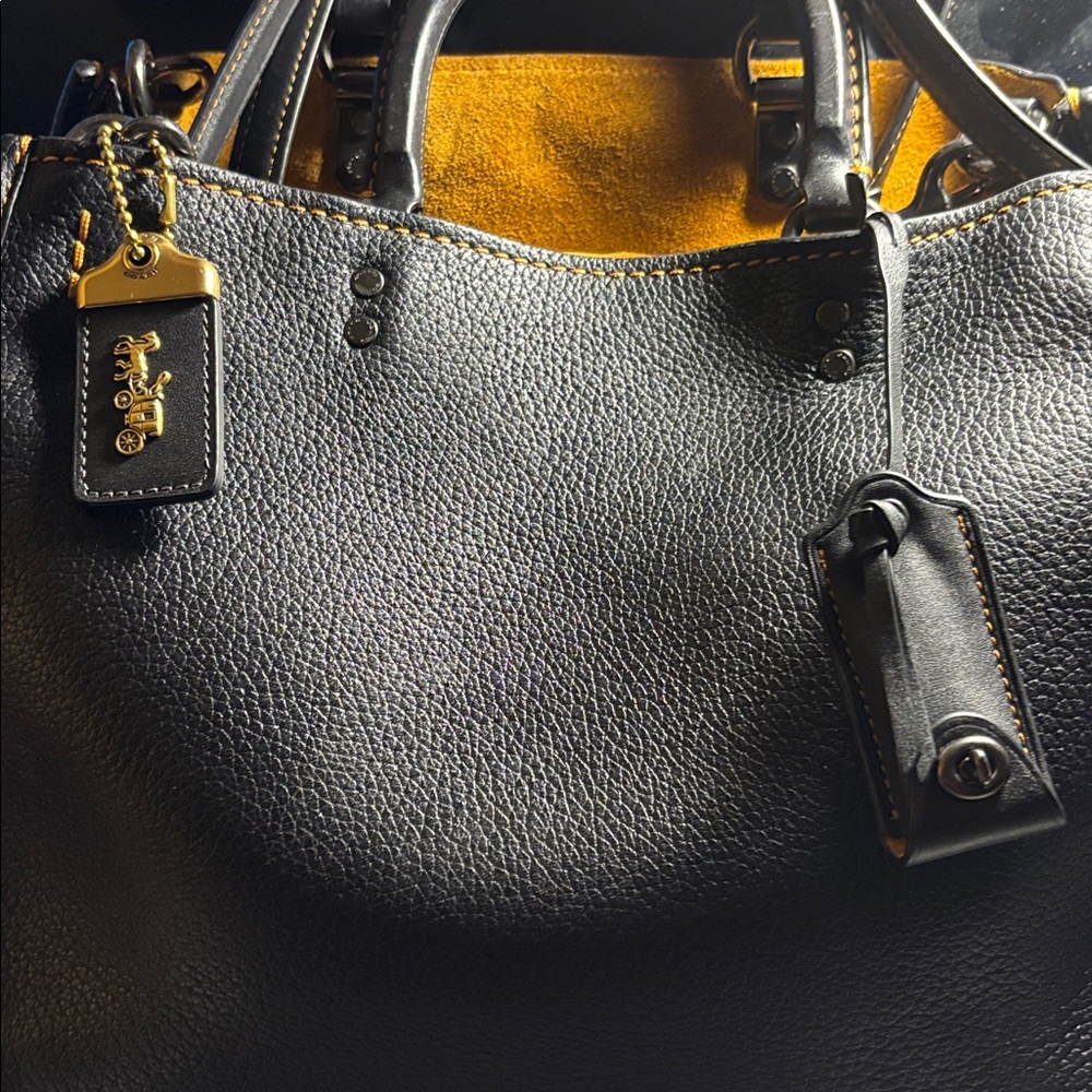 Coach Rogue Black 30 STYLE NO. 38124 somke free environment